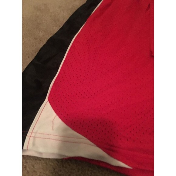 Colosseum Men's NC State Wolfpack Shorts Basketball Size XL Multi-Color - Picture 2 of 9